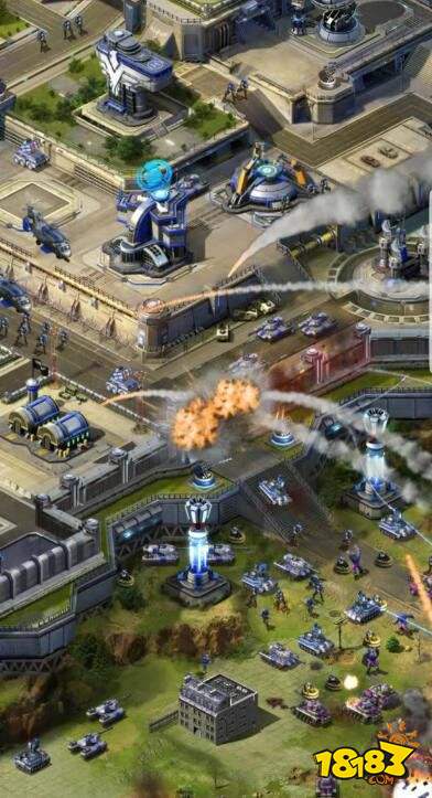 稳步发展建设钢铁帝国 红警OL玩法攻略分享