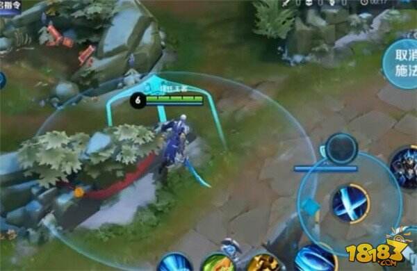 传说中的穿墙五傻英雄 拥有位移技能但是却穿不了墙