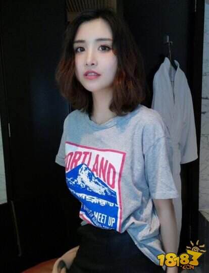 陈一发冯提莫&阿冷 谁才是真正的“绝地求生”女主播?