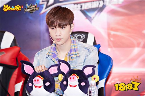 《梦幻西游》手游武神坛年度总决赛圆满结束，张艺兴献解说首秀