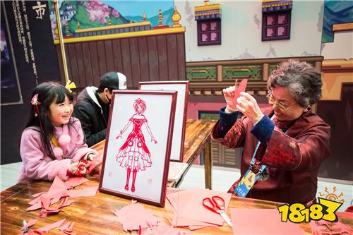 成都茶馆里摆龙门阵的人，最近都在聊这个文创节