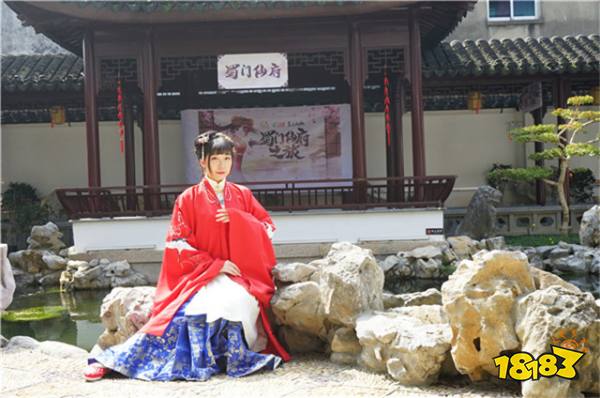 蜀门手游主播同居生活 精美壁纸大曝光