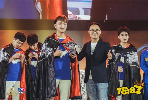 新王登基！斗鱼签约战队eStarPro获王者荣耀KPL2019春季赛总冠军