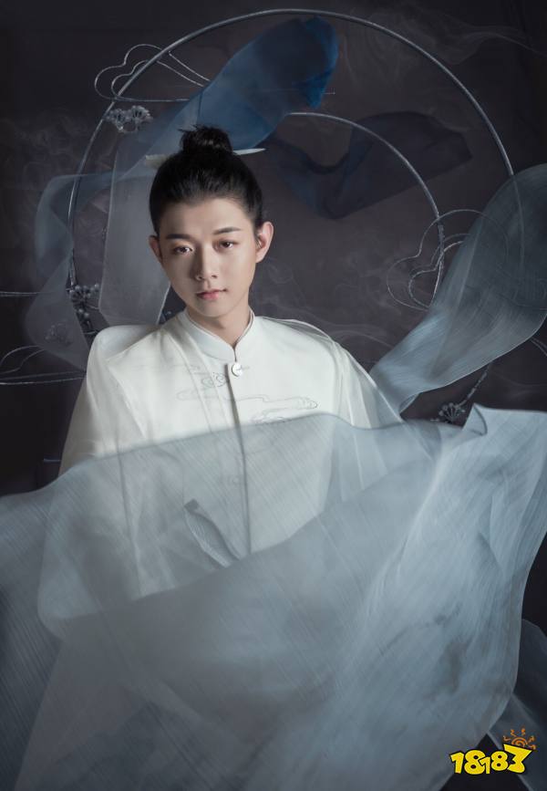 王者荣耀庄周英雄主打歌上线 霍尊演绎鱼系男子