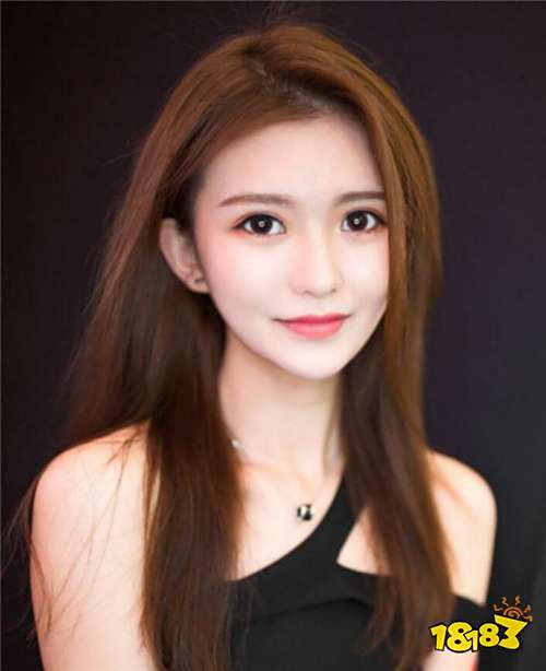 2019Chinajoy:175高颜值美女齐聚骨伽cougar展台
