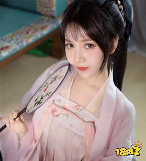 2019Chinajoy:175高颜值美女齐聚骨伽cougar展台