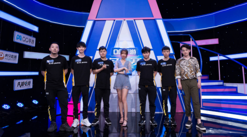 QQ手游名人赛：连淮伟迷惑吃鸡大赏，张远携手虎牙主播王者首秀