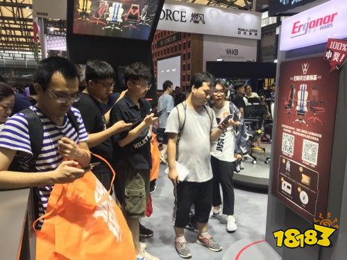 2019 ChinaJoy展 保友竞赛型电竞椅为电竞玩家量身打造