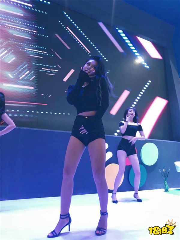 上海偶像女团Luckyrocky空降2019chinajoy