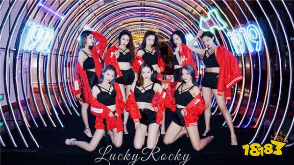 上海偶像女团Luckyrocky空降2019chinajoy