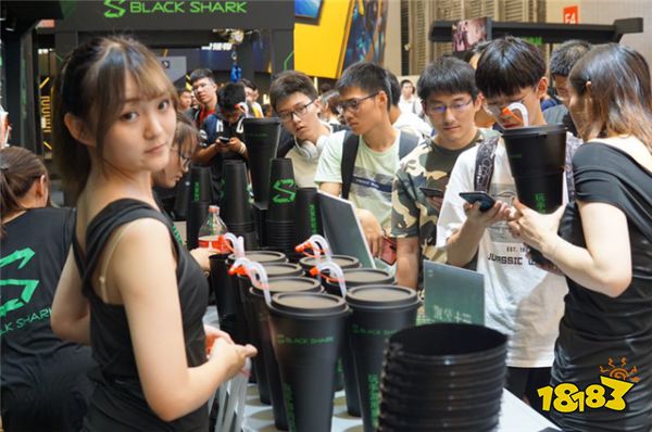 2019ChinaJoy黑鲨体验专区:硬核玩家现场巅峰竞技