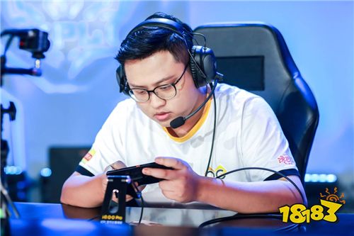 QGhappy vs AG超玩会：双G大战，荣光折戟一瞬之间