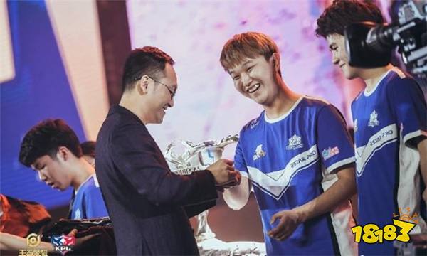 盘点kpl冠军戒指前四的选手，QGhappy豪门当之无愧
