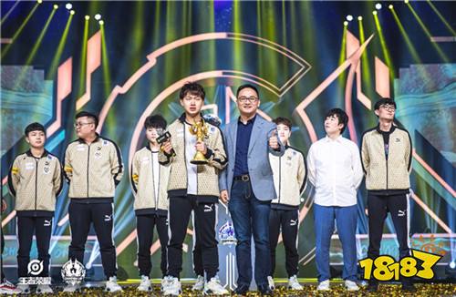 QGhappy夺得冰凤凰杯成为“五冠王”，王者荣耀冬季冠军杯广州完美落幕