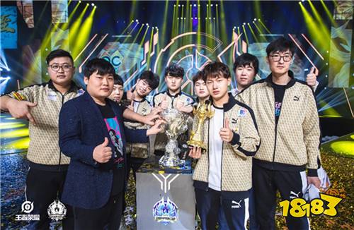 QGhappy夺得冰凤凰杯成为“五冠王”,王者荣耀冬季冠军杯广州完美落幕