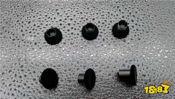 完美解决体感痛点 北通宙斯机械游戏手柄