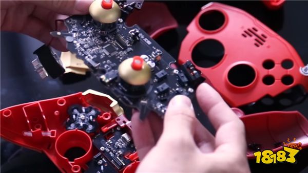 完美解决体感痛点 北通宙斯机械游戏手柄