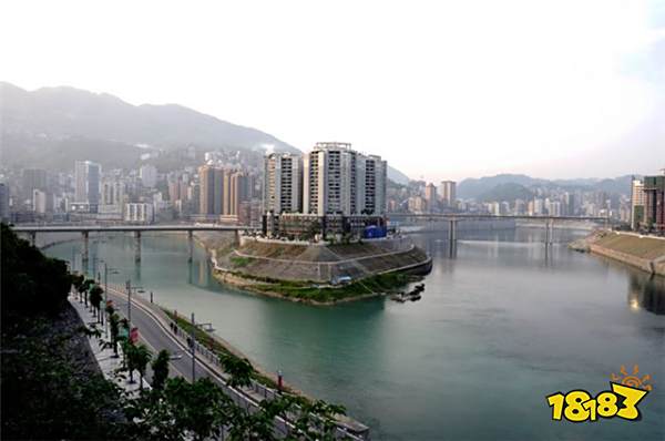 快手王小歪助力扶贫直播带货 5月8日连麦县长看彭水好风光