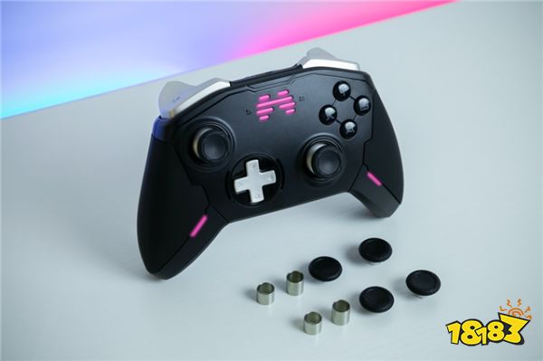 智能机械游戏新体验尽在北通宙斯机械游戏手柄