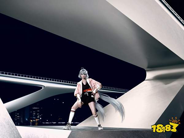 QQ炫舞虚拟偶像星瞳时尚跨界李宁，以舞跨越时空探索“新复古未来主义”