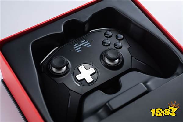 北通宙斯精英游戏手柄 高度自定义游戏解决方案