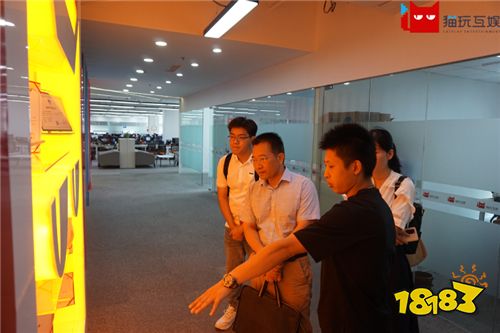 南京社科院副院长季文一行莅临南京猫玩调研指导