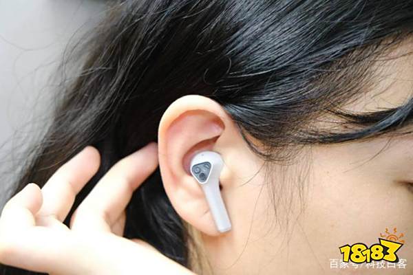 资深玩家推荐手游蓝牙耳机品牌:银狐T1超低延迟 吃鸡先声夺人
