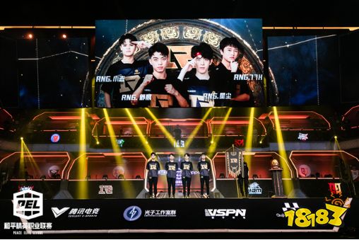 光与火的惩戒！S3赛季选手为何对燃烧瓶、震爆弹情有独钟？