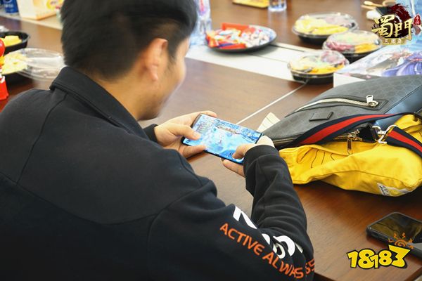 相聚魔都共话三年 《蜀门手游》茶话会圆满落幕