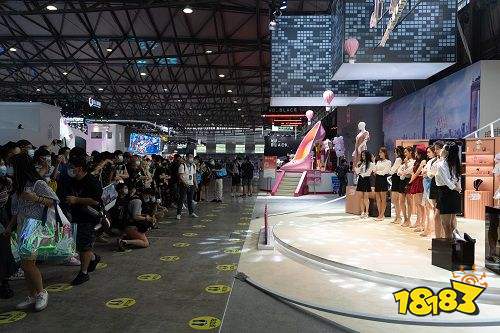 热搜预定：友谊时光2021CJ火爆开场