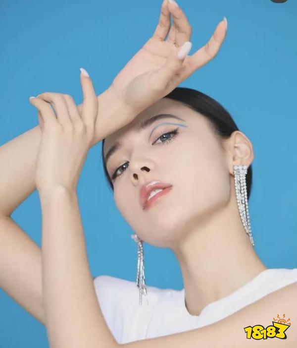 一张精致的泰式妆容火遍全网的purple阿紫