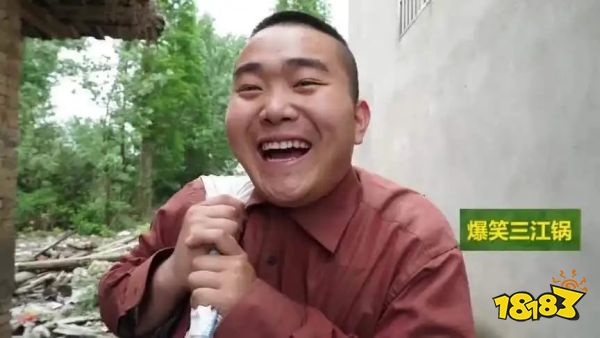 靠一件蓝秋衣吸粉千万,直播带货却翻车,退货率高达97%