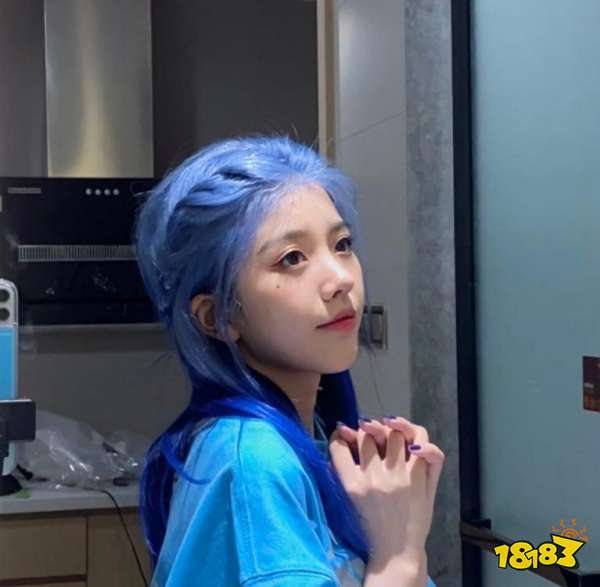 抖音网红彭十六elf最新清纯写真首次披露