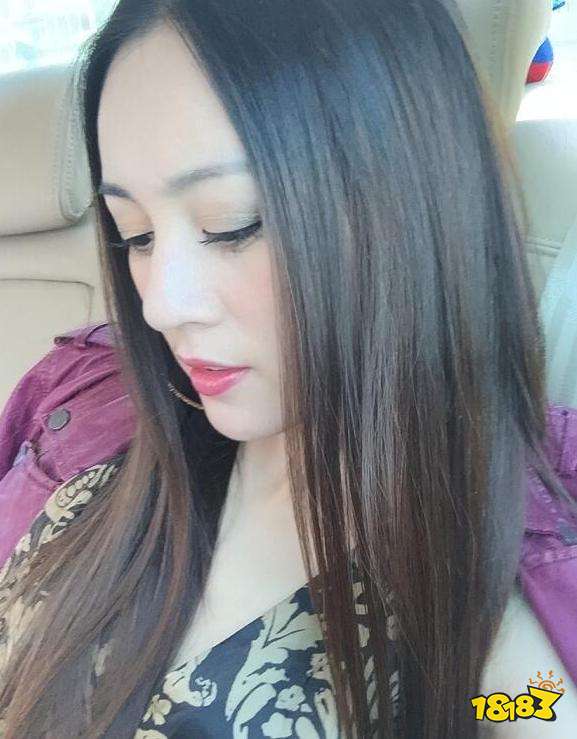 抖音唐艺微博图片网红唐艺早期素颜照写真大全唐艺个人照片欣赏