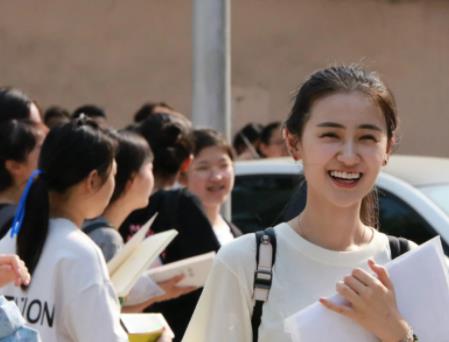 台风圆规今日登陆 深圳全市中小学和幼儿园停课一天