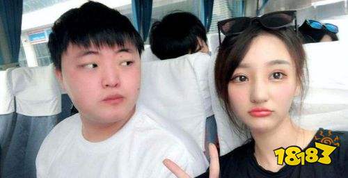 UZI求婚成功女朋友奥咪咪 两人恋爱史回顾