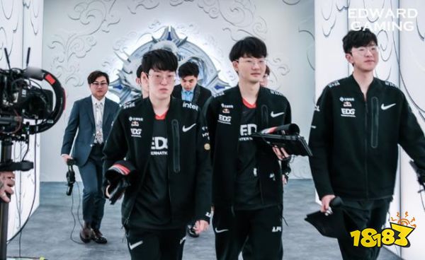 S11八强赛,EDG和RNG谁会笑到四强赛?