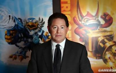 暴雪CEO再自降薪水 宣称公司问题解决前只拿最低工资