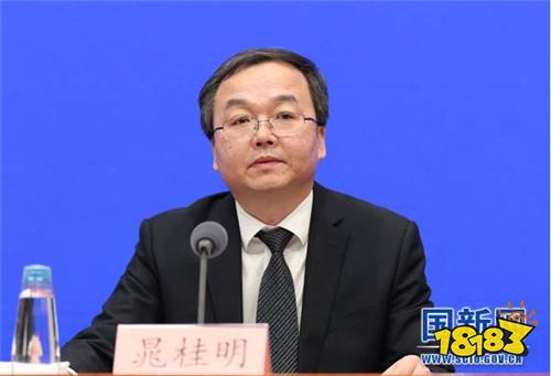 教育部:严禁发达地区学校到薄弱地区抢挖优秀校长和教师