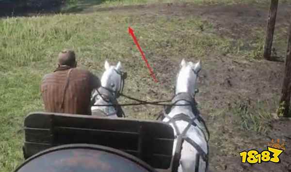 荒野大镖客2怎么偷油马车 偷油马车方法