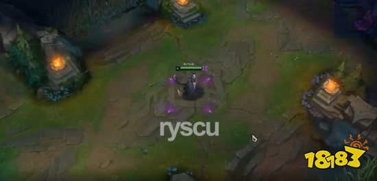 《LOL》新英雄“虚空女皇”造型曝光：可切换两种形态