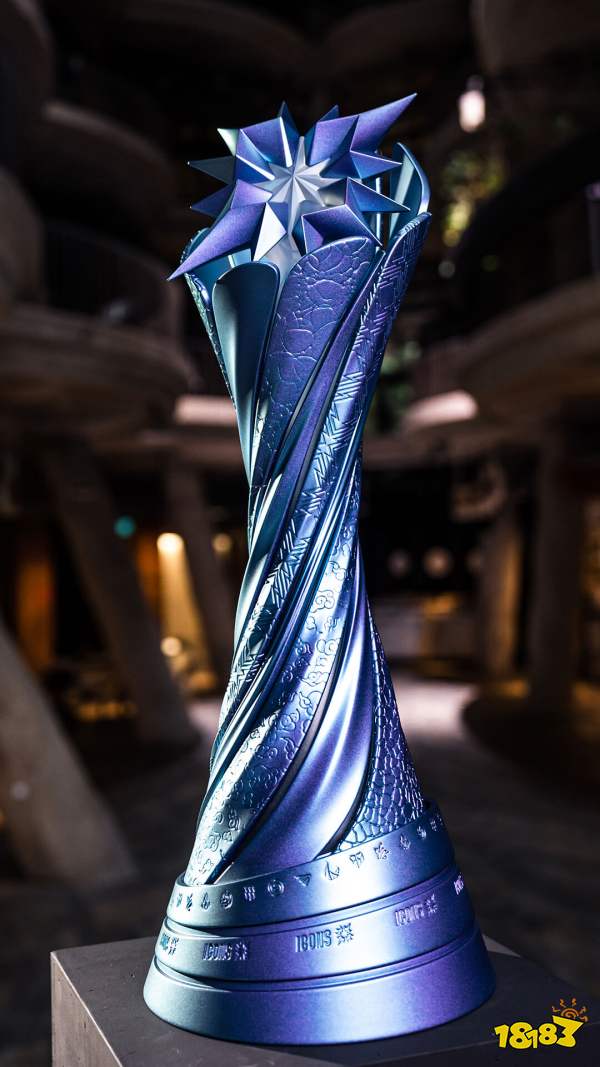 2022 英雄联盟手游全球冠军杯奖杯揭晓