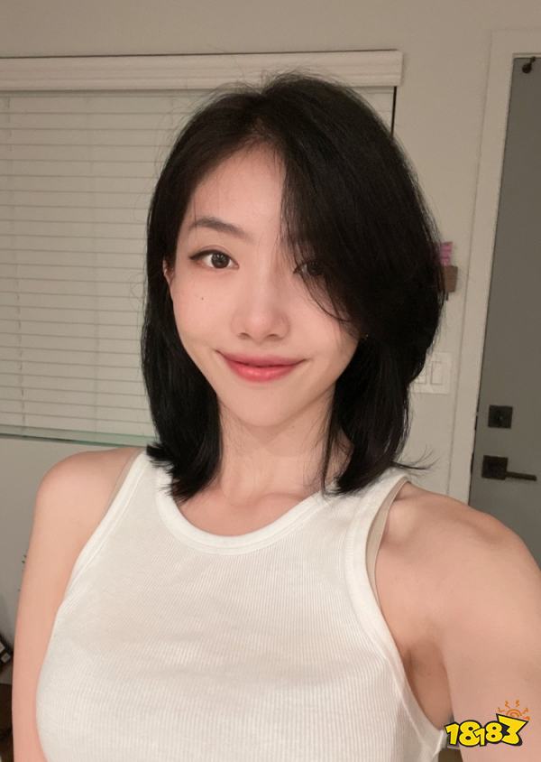尼菈設計師是誰 尼菈設計師介紹