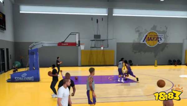 NBA2K22双后撤步怎么按 双后撤步按键介绍