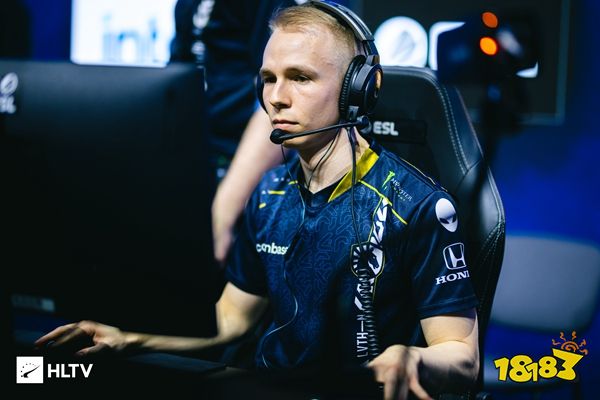 EliGE赛后采访 进攻方有YEKINDAR在 我如释重负