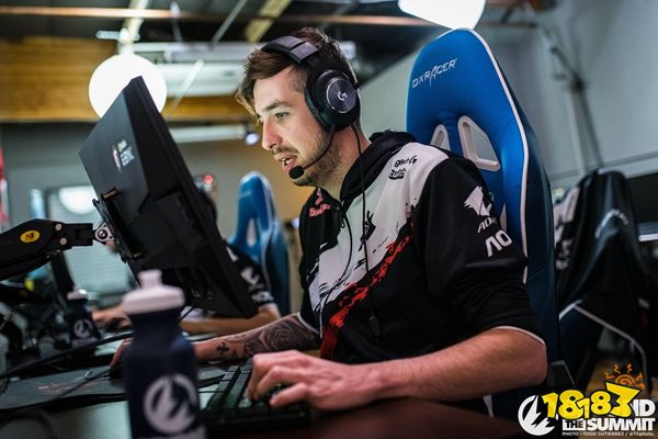 kennyS采访 m0NESY就像我的弟弟一样