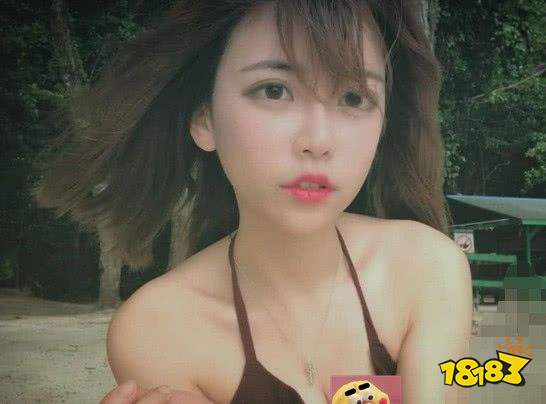周淑怡早期泳裝