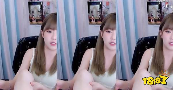 周淑怡模仿绿茶抬脚拍照