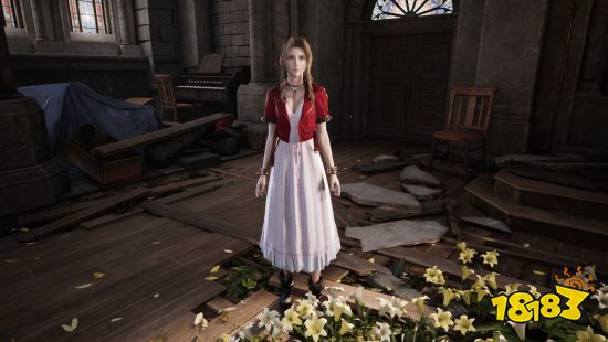 《FF7RE》爱丽丝初版服装曝光：还是新版更好看