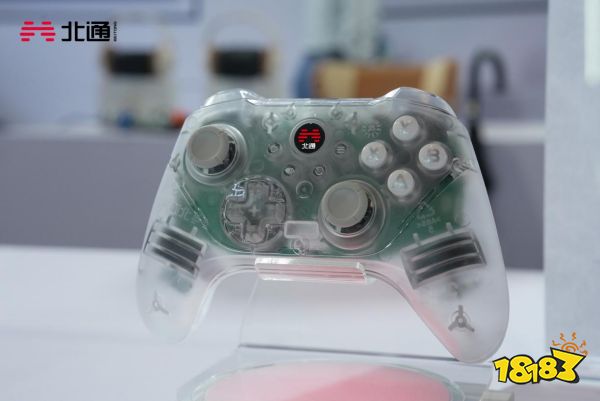 星闪技术游戏手柄曝光 北通携星闪手柄参加2023世界VR产业大会